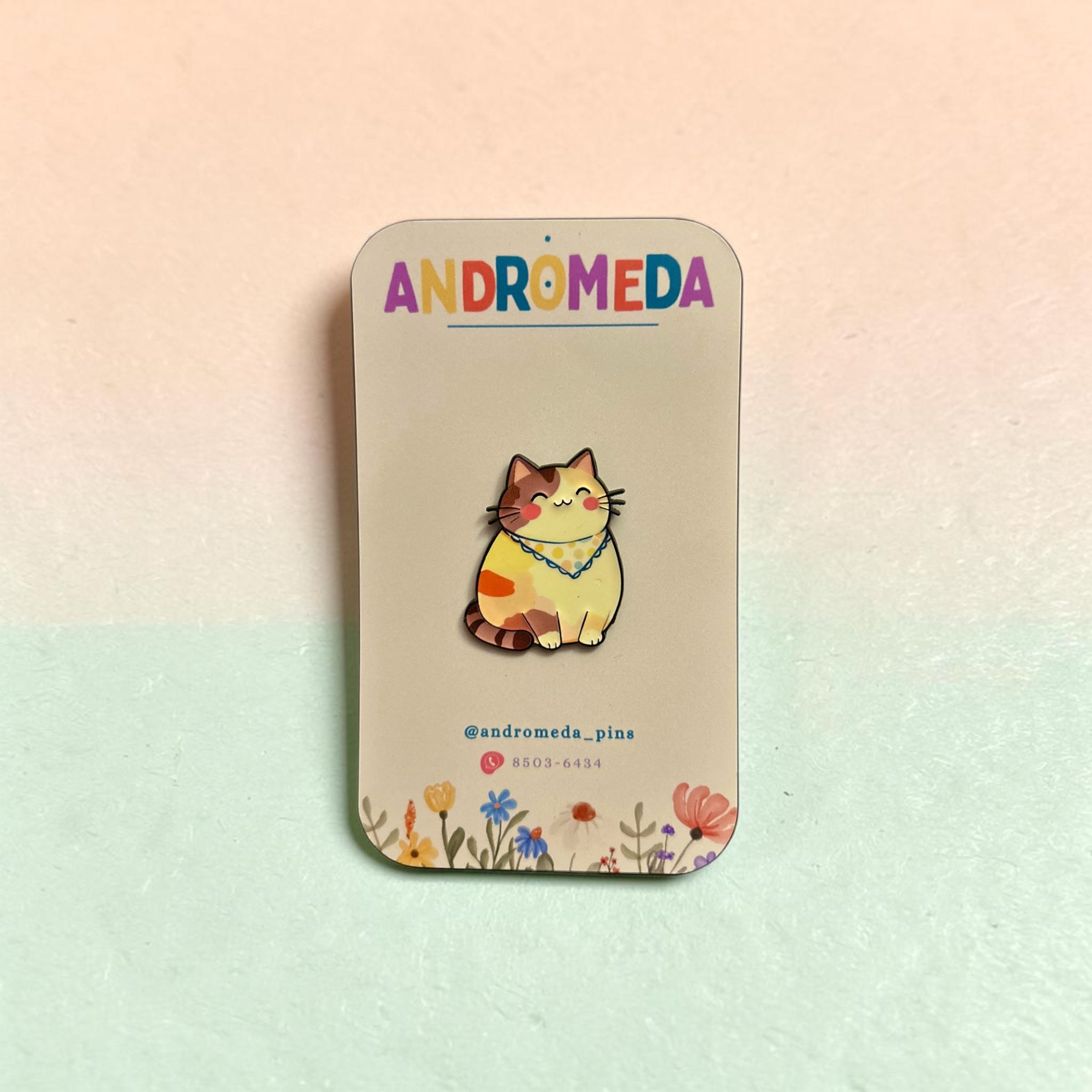 Pin Gato - Bandana Lunares